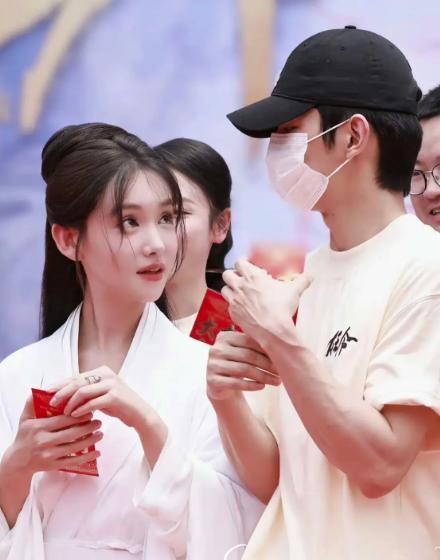 吃瓜娱乐圈沐沐